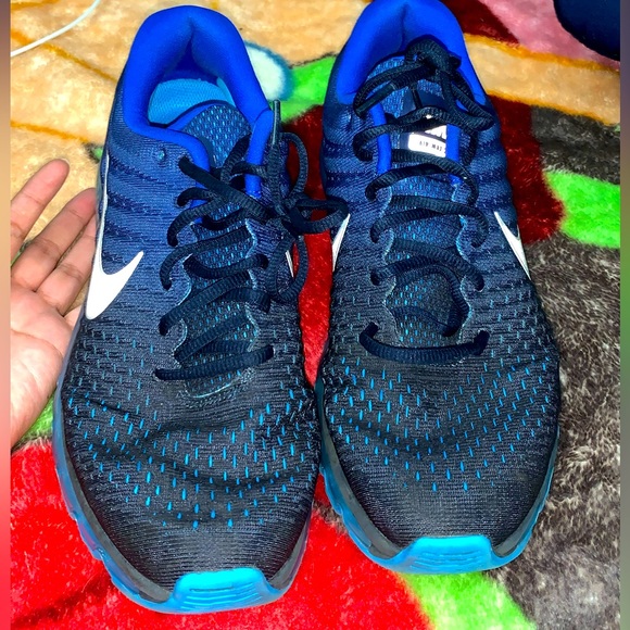 Nike Blue runners - Picture 1 of 4